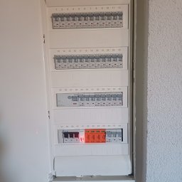 Instalacje Elektryczne Adam Mikołajczyk - Fantastyczne Instalowanie Domofonów Głogów