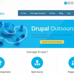 Strona internetowa z nagłówkiem 'Drupal Outsourcing', ilustracją globalnej sieci i linkiem 'więcej o drupal outsourcing'.