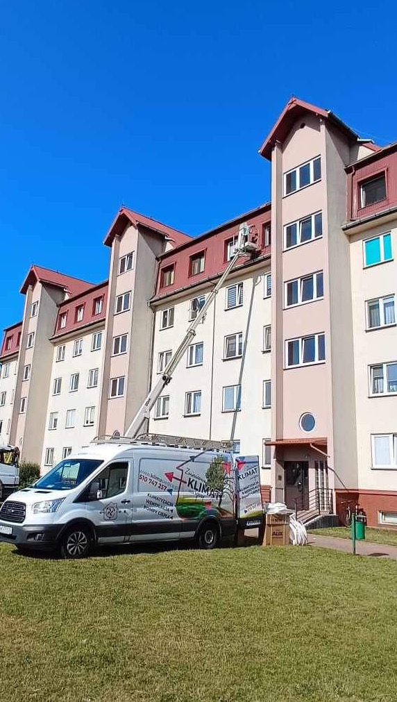 Montaż klimatyzacji ze zwyżki