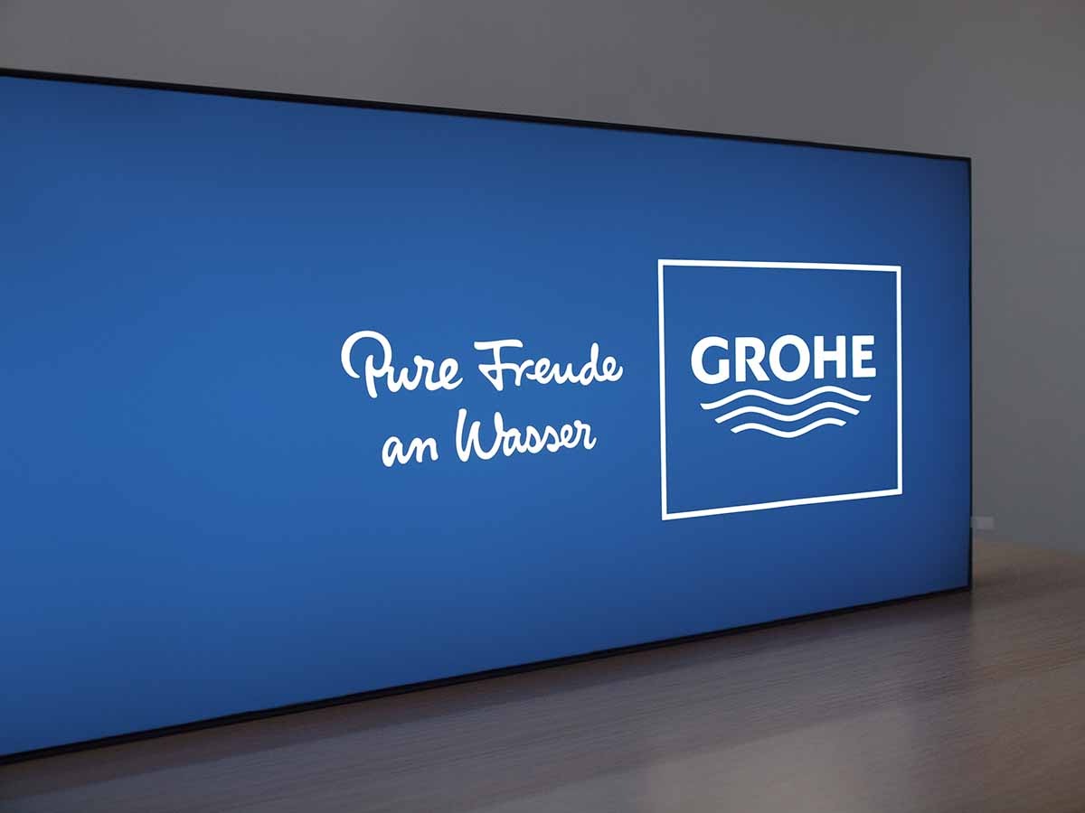 Lightbox z panelowym podświetleniem LED, druk UV na materiale tekstylnym