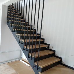 Schody drewniane Łódź 4