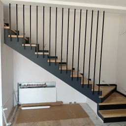 AKARDOM - Świetne Balustrady Tarasowe w Łodzi