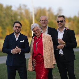 Sesja z Gwiazdami- Marcinem Millerem - Zespół BOYS, Wito Casetti (Europa da się lubić, TVN), Marcinem Lemieszek - Zespół News