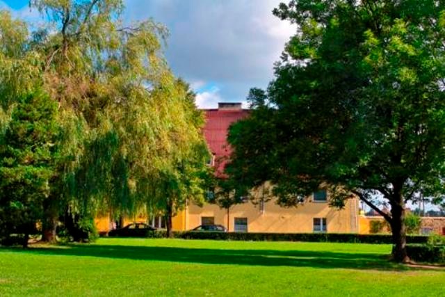 Tereny wewnątrz naszego kompleksu budynków