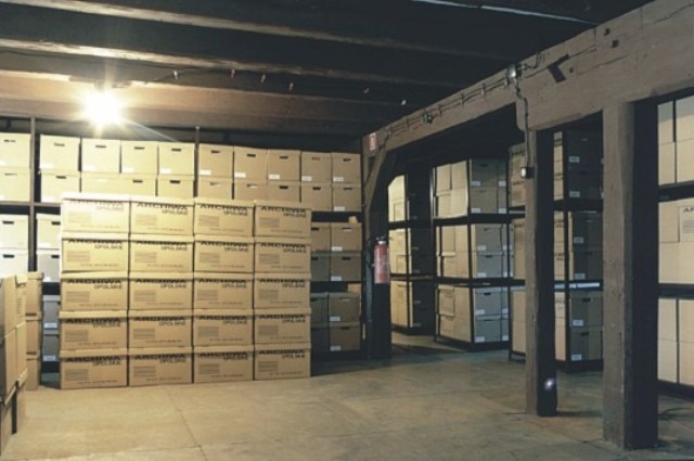 Składnica akt - pierwsze piętro budynku głównego