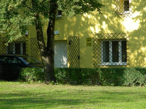 Wejście do budynku głównego archiwum