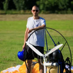 Realizacja materiałów promocyjnych.