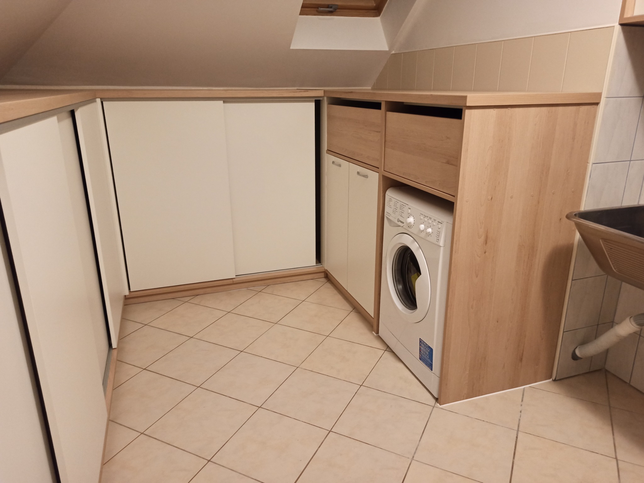 Zabudowa pralni - Pyskowice.