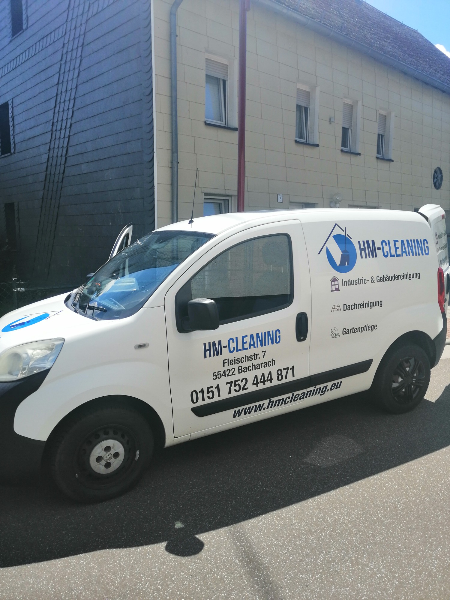 HMCleaning Wir sind schon für Sie erreichbar!
