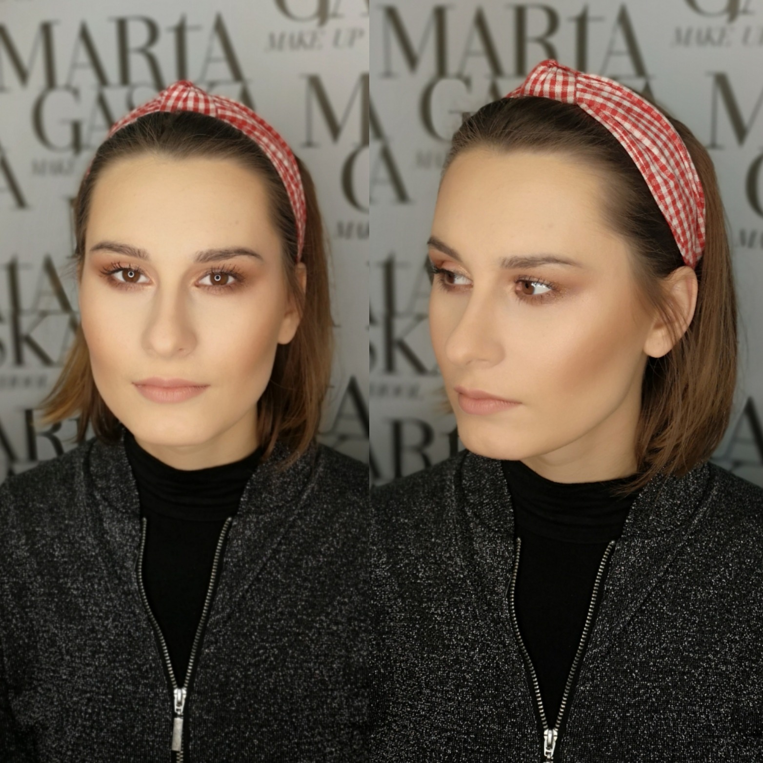 Portret kobiety z delikatnym, brązowym cieniowaniem powiek i konturowaniem twarzy, z czerwoną opaską w kratkę na włosach, na tle szarej ściany z napisem.