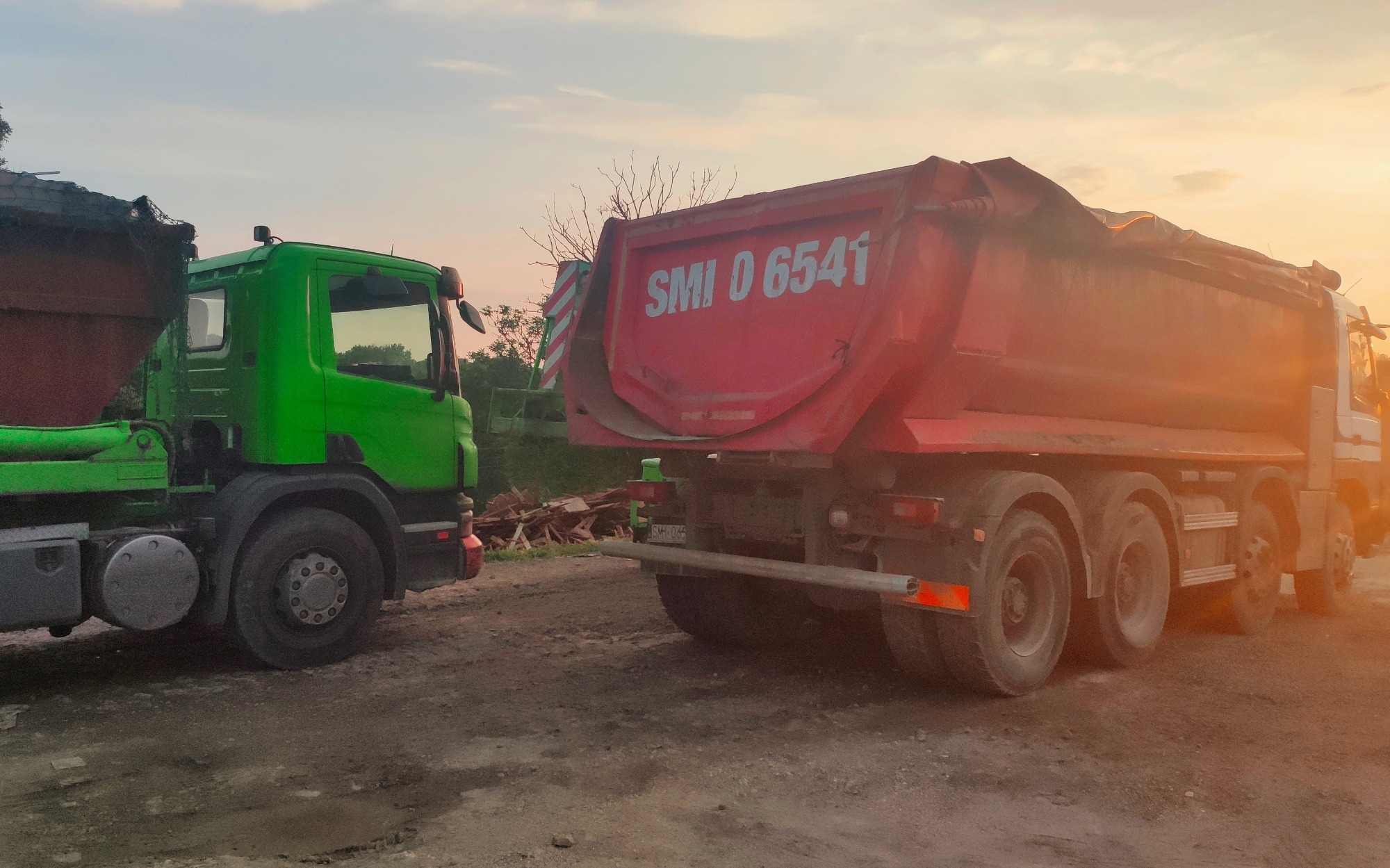 Wywóz oraz wynajem kontenerów na gruz