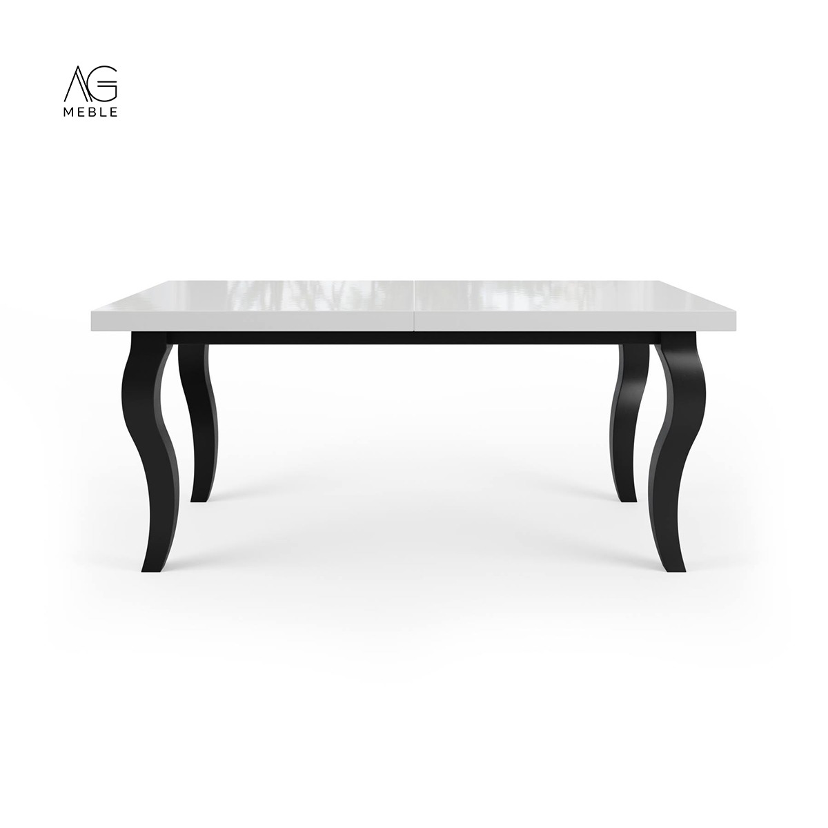Biały stół z rozsuwanym blatem i czarnymi, giętymi nogami w stylu ludwikowskim, na białym tle, widoczne logo producenta w lewym górnym rogu.