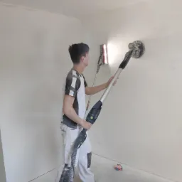 Bezpyłowe szlifowanie ścian.