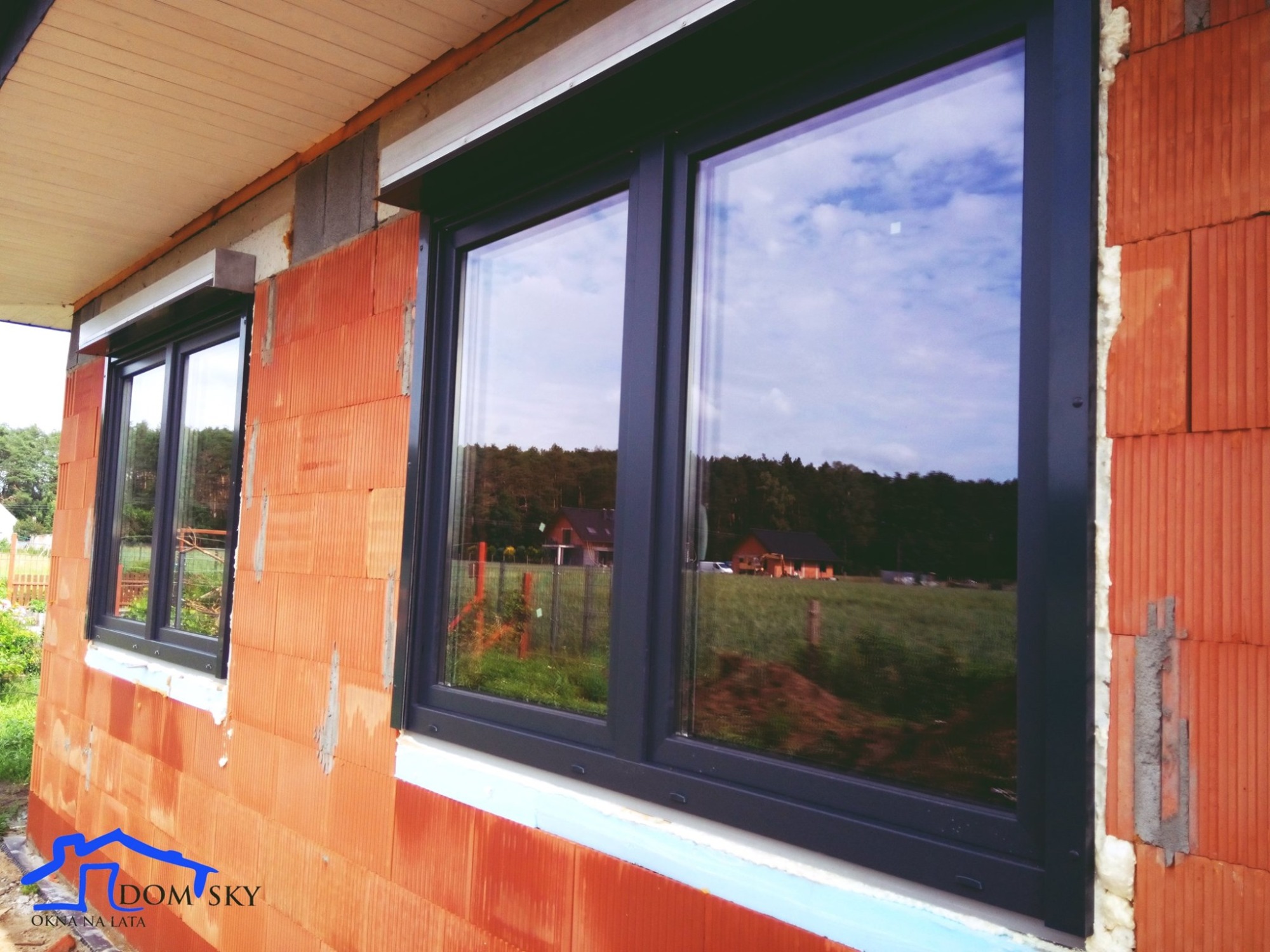 Okna PVC w kolorze antracytowym