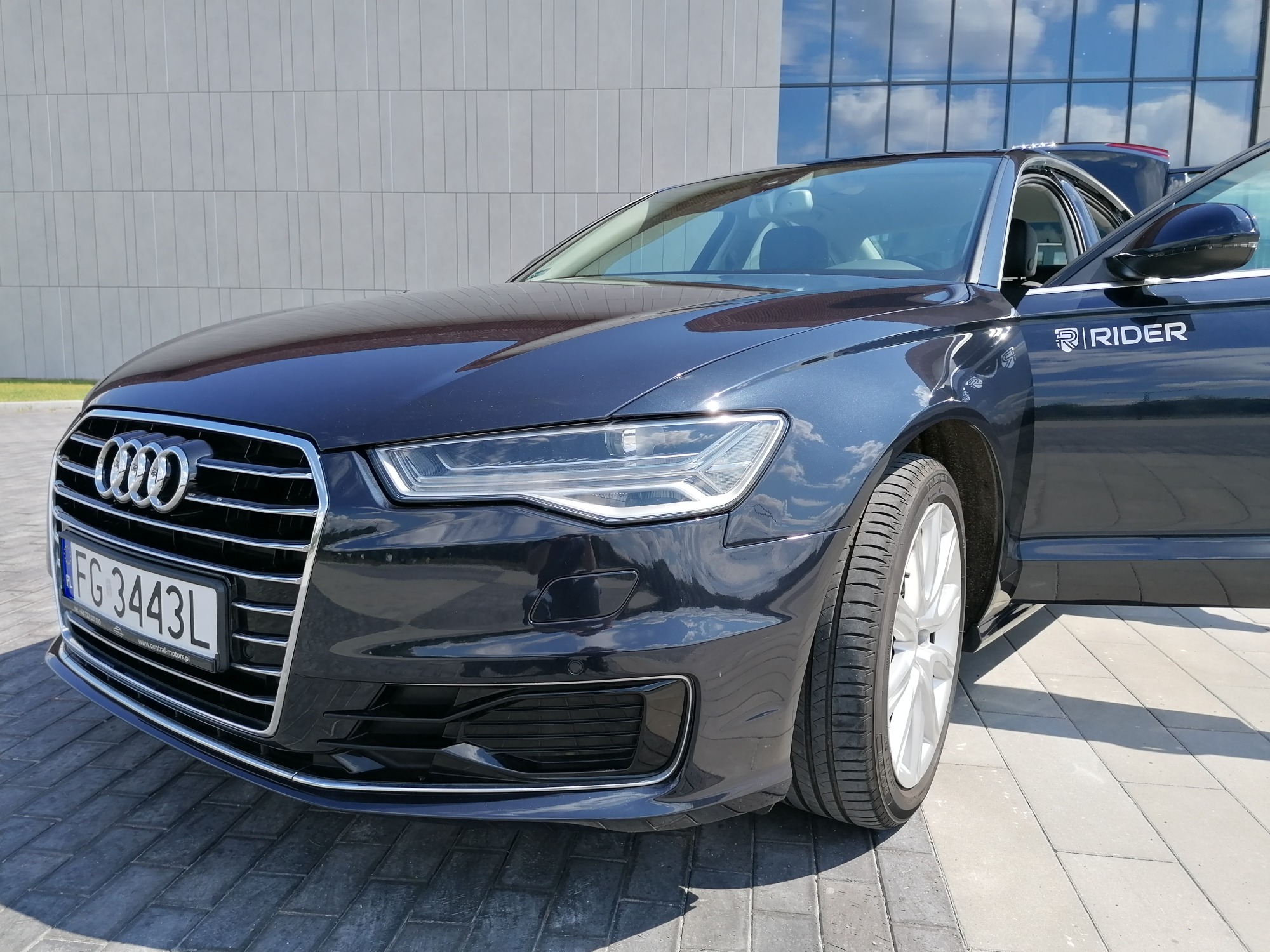 RIDER szczecin-businnes taxi na lotnisko Tegel ze Szczecina