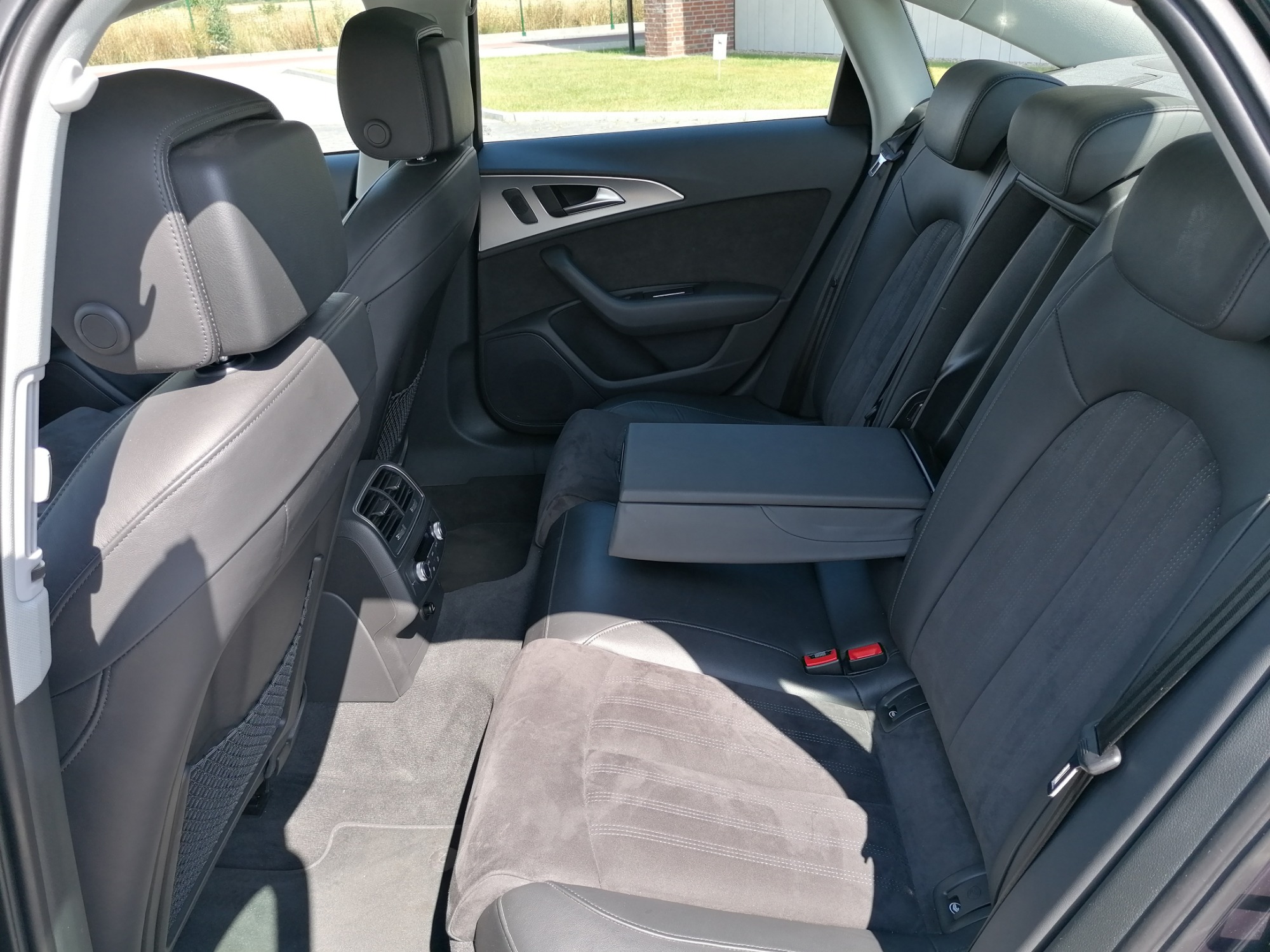 Transfer na lotnisko Schonefeld Berlin- firma RIDER