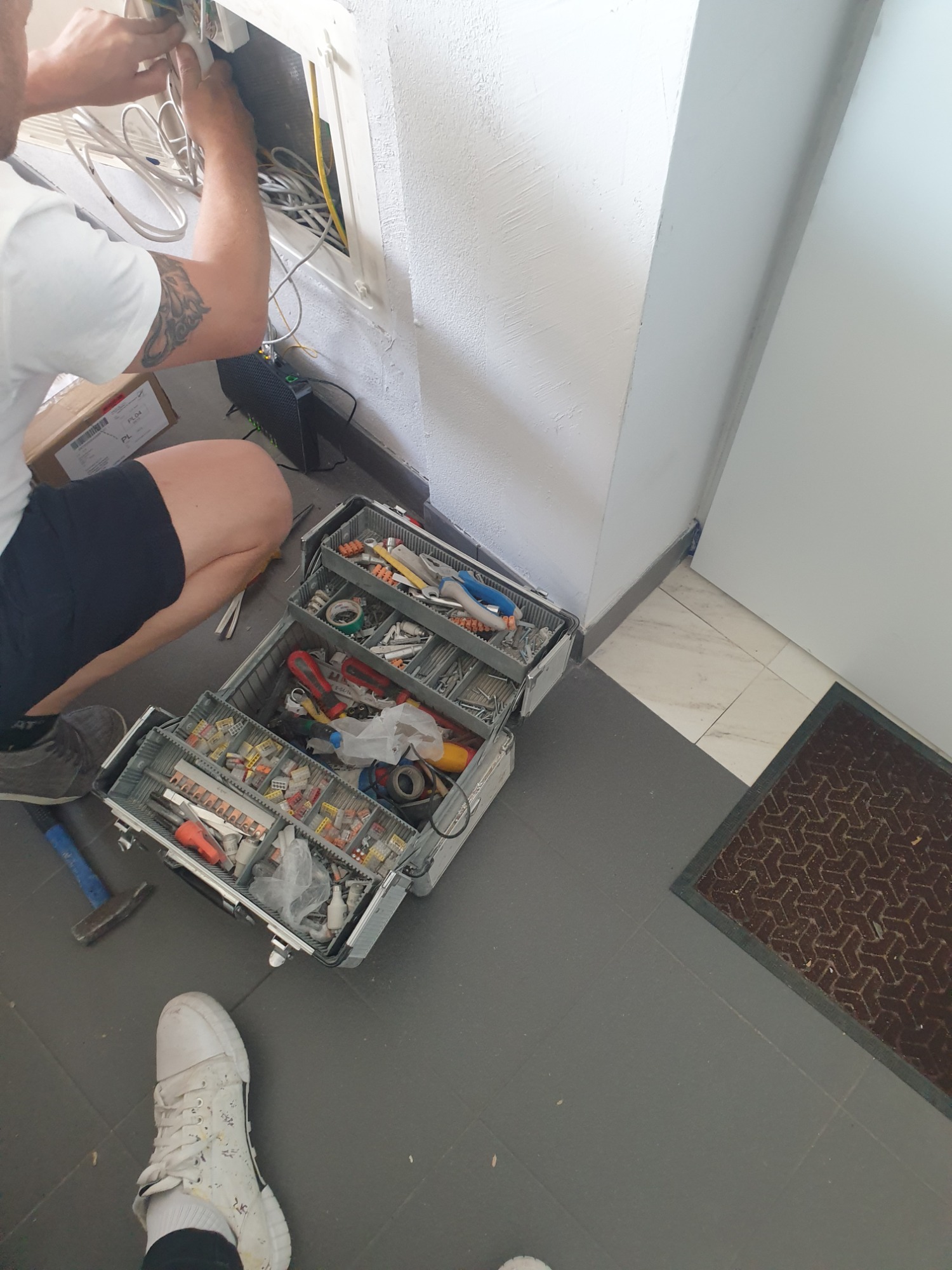 Instalacje elektryczne pełen zakres