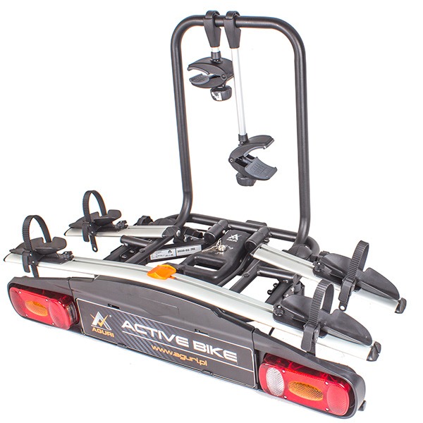 Bagażnik rowerowy AGURI Active Bike na hak holowniczy, widok z tyłu, z czarną ramą i srebrnymi elementami, oświetlenie z czerwonymi kloszami.