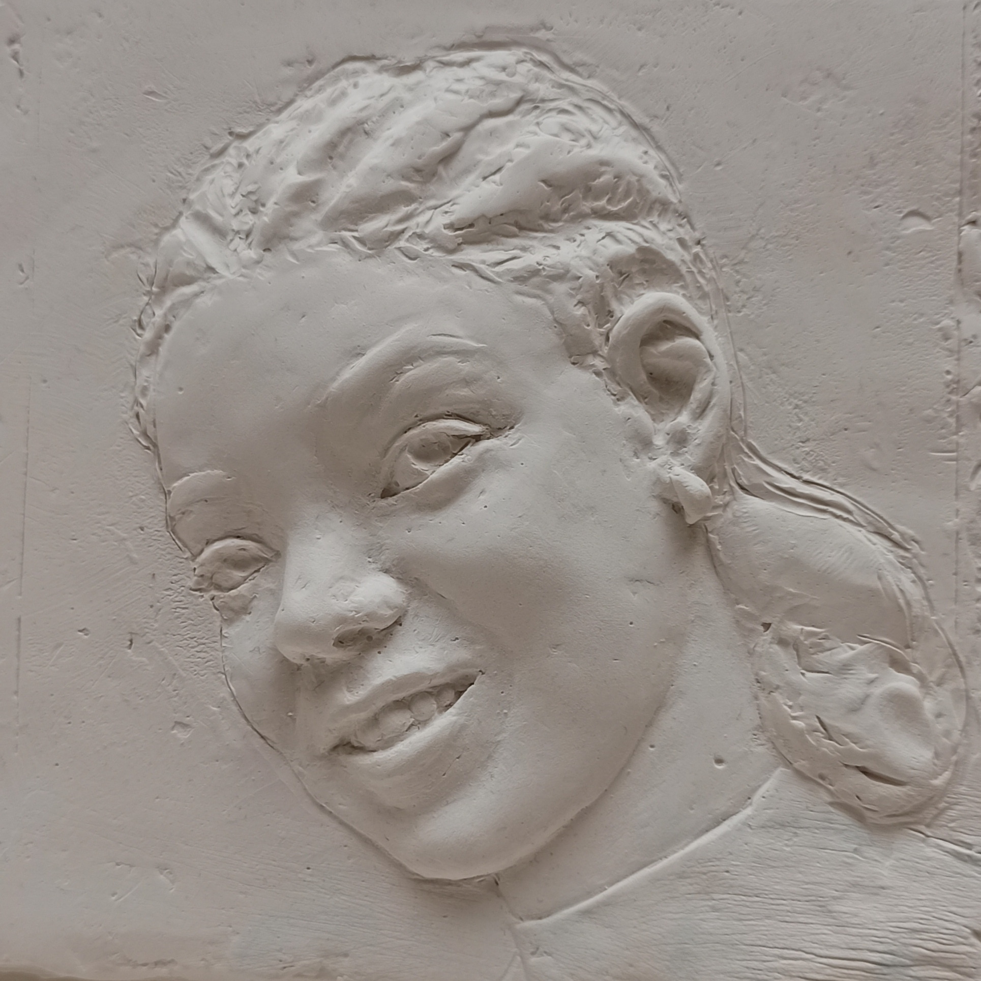 seria portretów, płaskorzeźba, medalierstwo gips, 11x11 cm