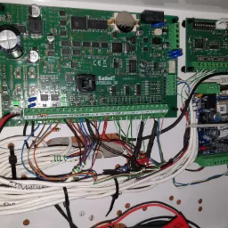 alarm, centrala alarmowa