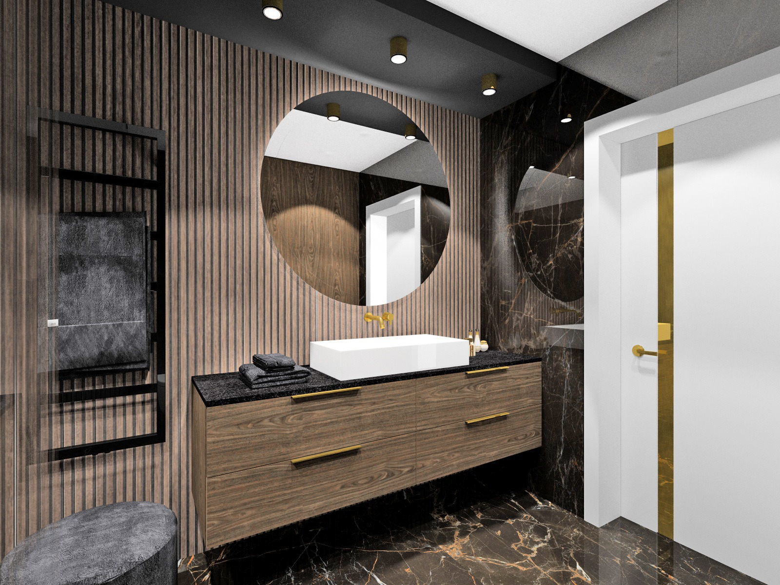 Nowoczesna łazienka z drewnianymi panelami ściennymi, okrągłym lustrem i marmurową podłogą, oświetlona złotymi lampami punktowymi.