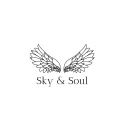 Logo SKY & SOUL - po rebrandingu. 

Nadal jest to logotyp mocno uszczegółowiony, jednak działa bez zarzutu nawet na drobnych produktach (następne zdjęcia).

Dalej powiem jeszcze trochę więcej o tym logotypie :)