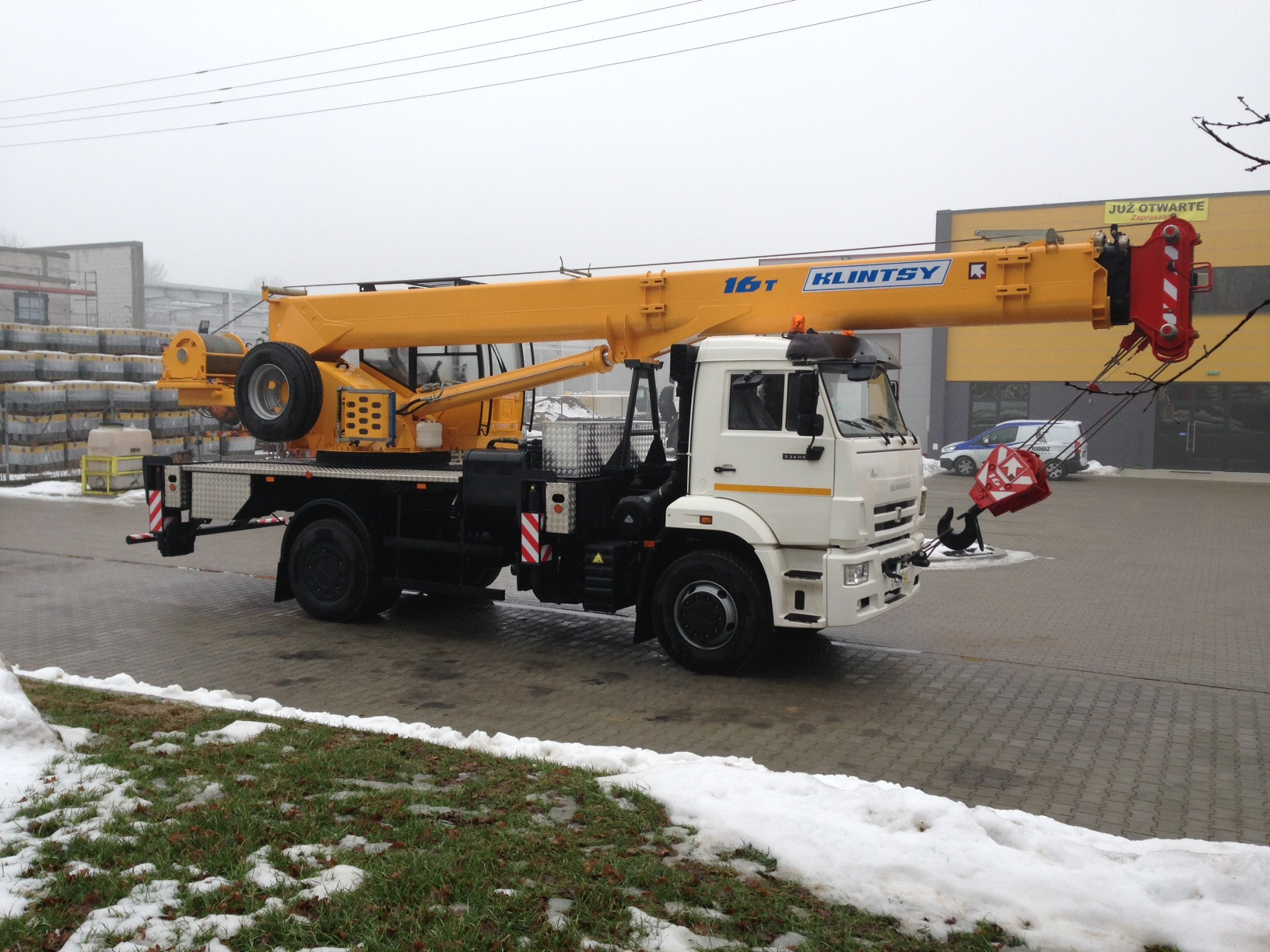 KAMAZ 4x2 dźwig 16t