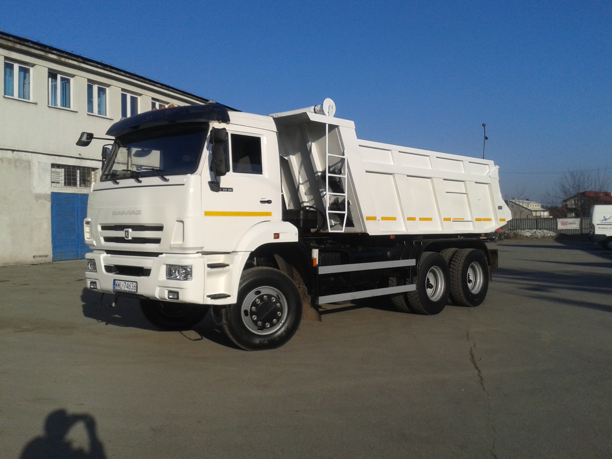 KAMAZ 6x6 wywrotka 14t