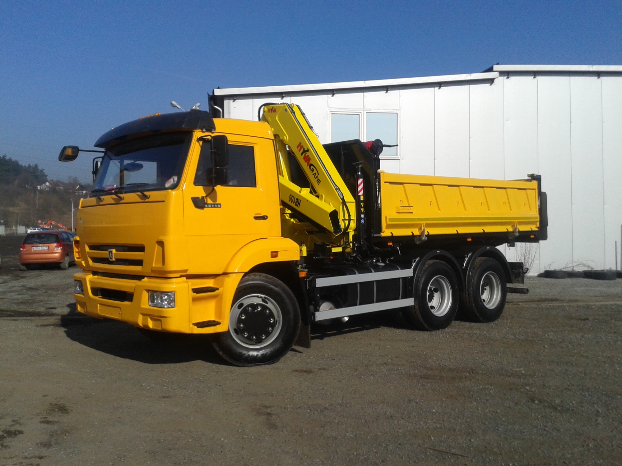 KAMAZ 6x4 z wywrotka 14t HDS