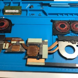 Czyszczenie chłodzenia i wymiana pasty termoprzewodzącej