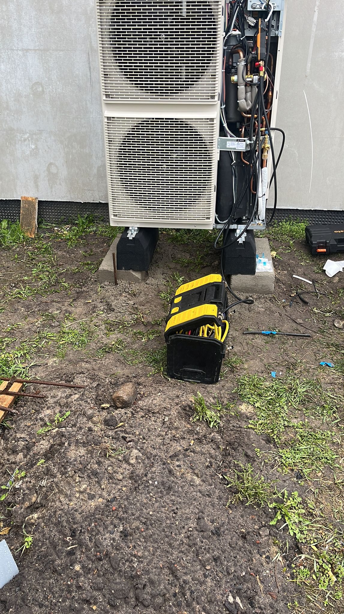 montaż pompy ciepła Panasonic