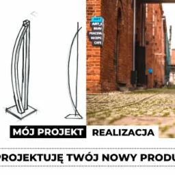 Porównanie szkicu koncepcyjnego i realizacji metalowej konstrukcji w przestrzeni miejskiej, na tle ceglanych budynków i brukowanej uliczki.