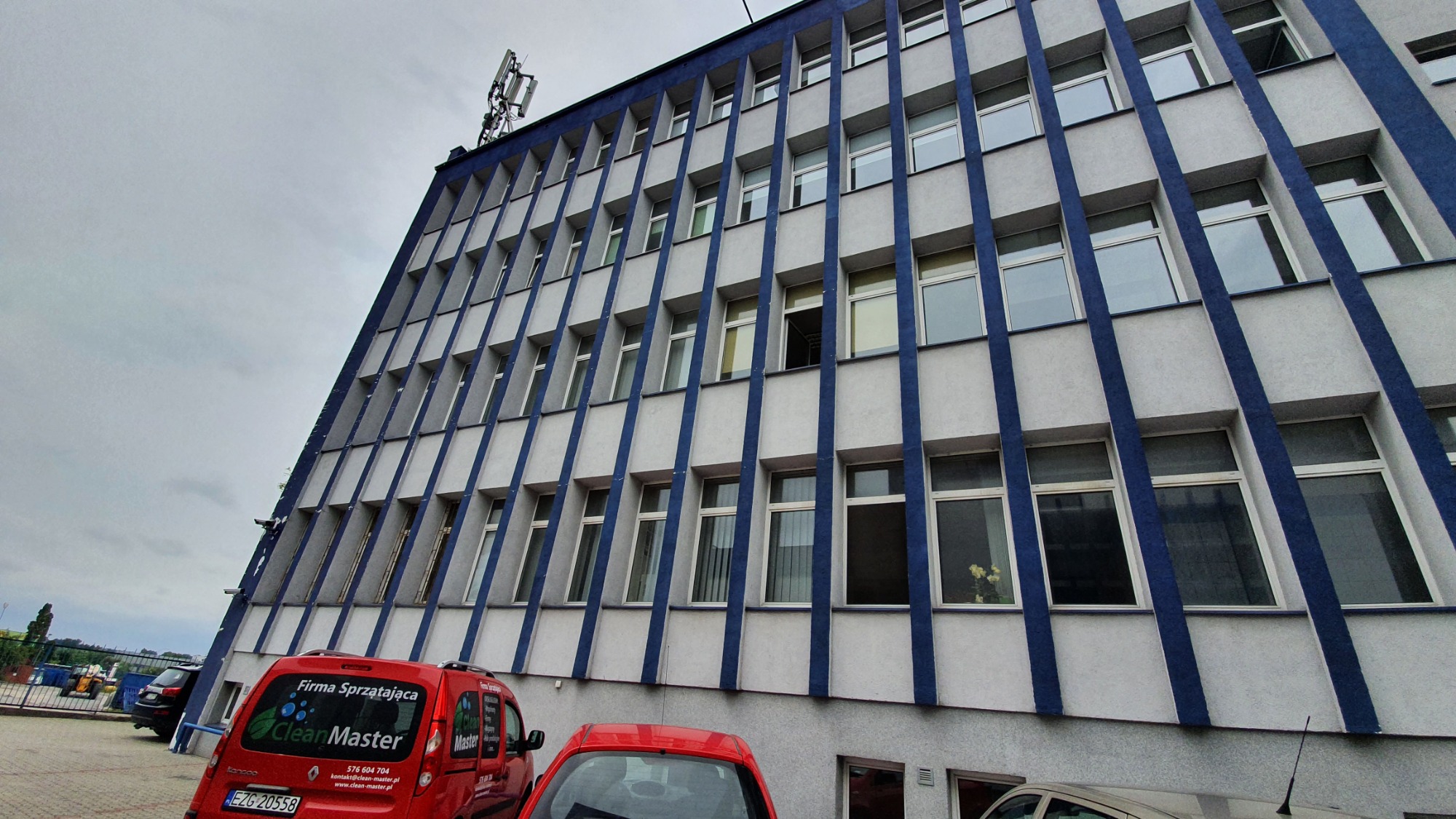 Obsługa biur i wspólnot