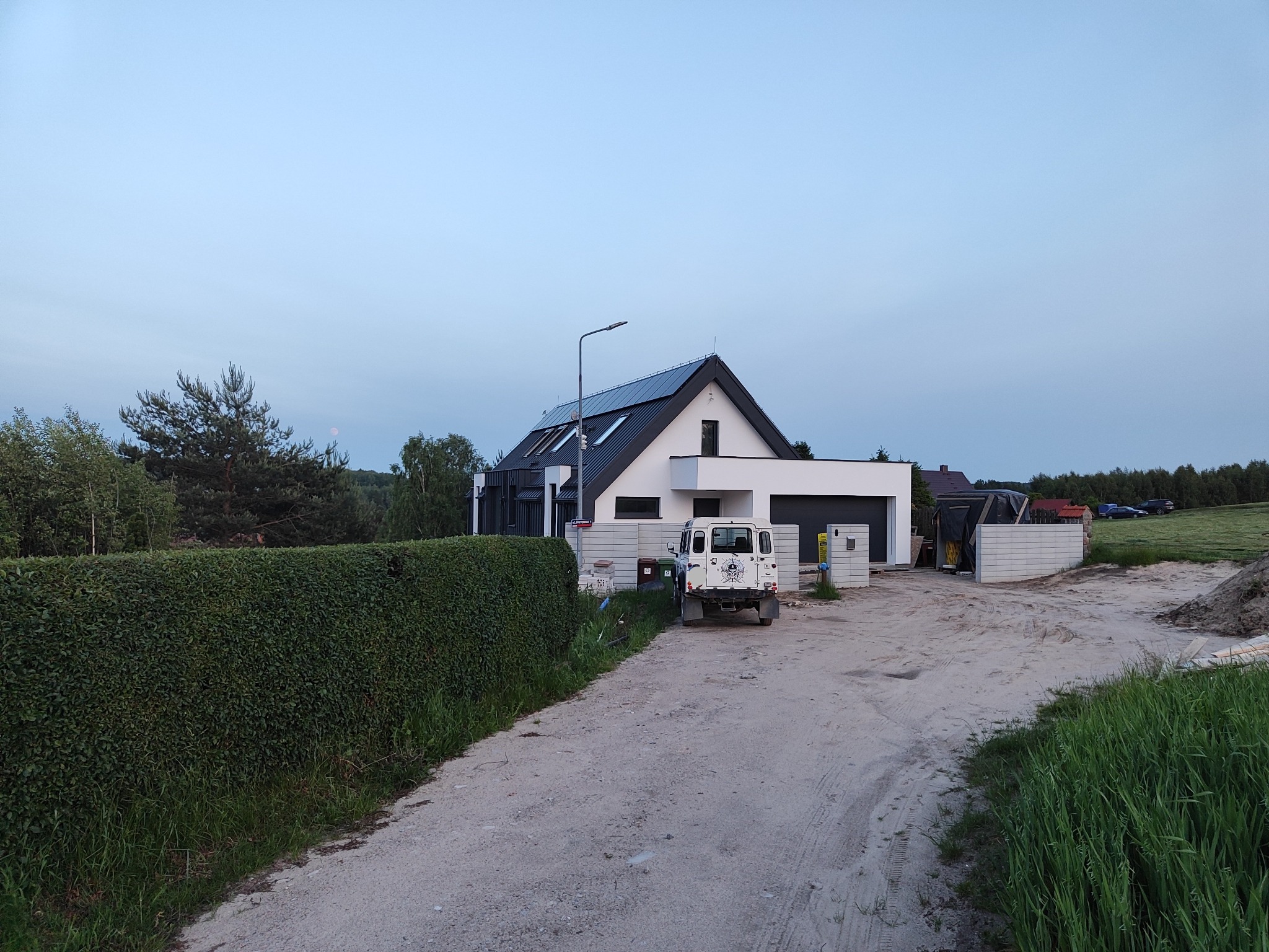 Dom jednorodzinny w Kielnie 330 m2 Realizacja w trakcie budowy