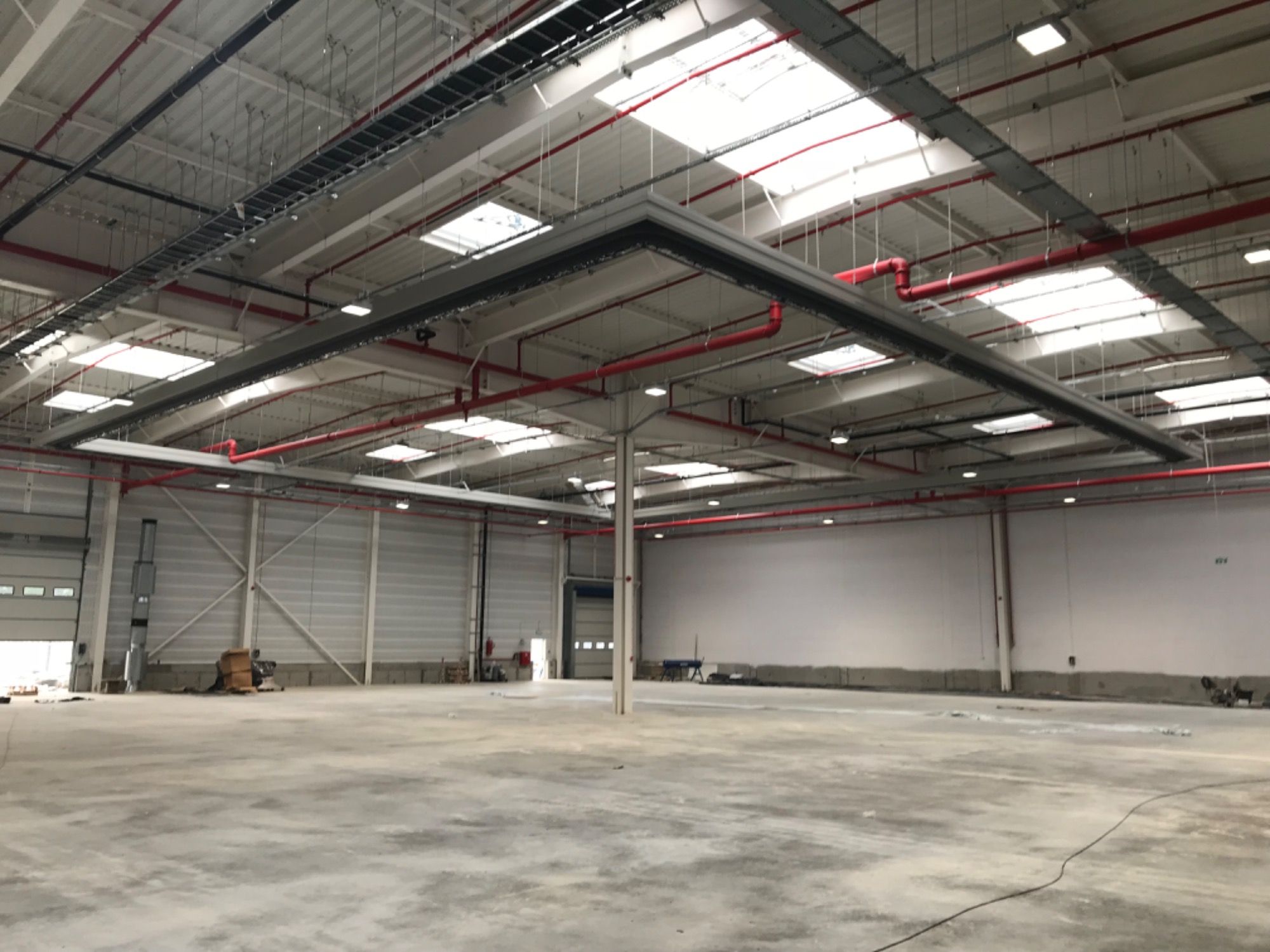 System ogrzewania gazowymi pasami promiennikowymi z palnikiem modulacyjnym o mocy do 300 kW.