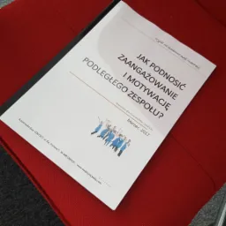 Estetycznie przygotowane materiały do pracy na warsztatach