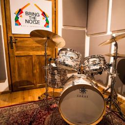 MORE CREATIVE - Produkcja muzyczna