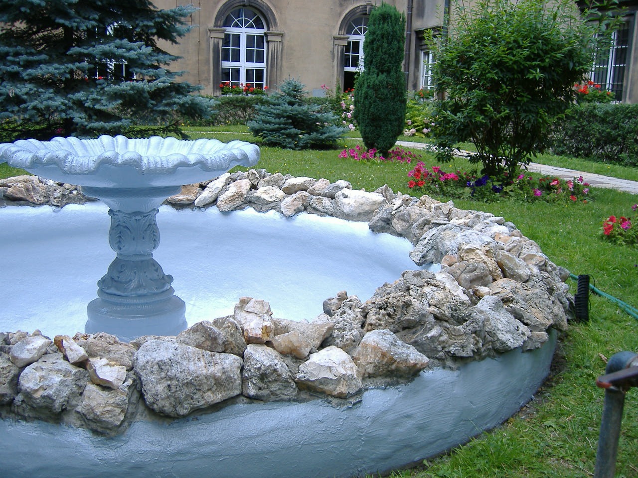 Fontanna po renowacji