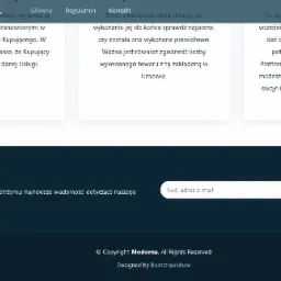 Fragment strony internetowej z nagłówkiem 'KAUCJA24.PL', menu nawigacyjnym, treścią informacyjną o warunkach świadczenia usług i formularzem zapisu do newslettera. Ciemnoniebieskie tło z białymi...