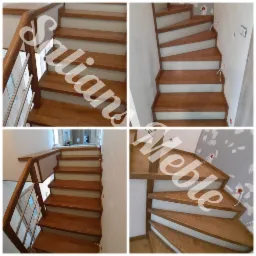 Cztery ujęcia drewnianych schodów z jasnymi podstopnicami, widoczne detale wykończenia i fragmenty ścian w trakcie prac wykończeniowych.