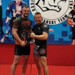 Zajęcia fitness i trening sportów walki