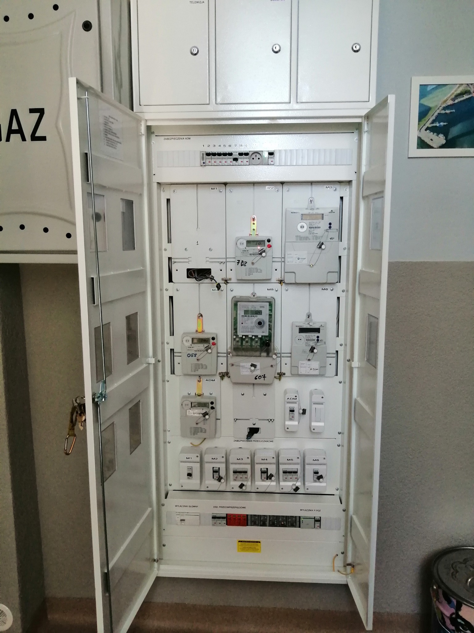 Wymiana Rozdzielni Głównej licznikowej w kamienicy.