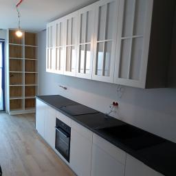 Grzegorz Teubner - Blaty Mahoniowe Poznań