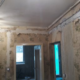 Punktstyku.pl - Usługi Elektryczne - Wielka Płyta - Przedpokój