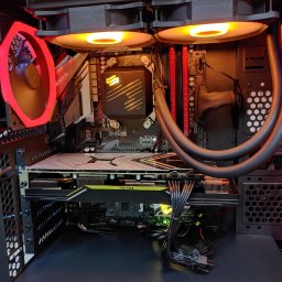 SKŁADANIE KOMPUTERA PC