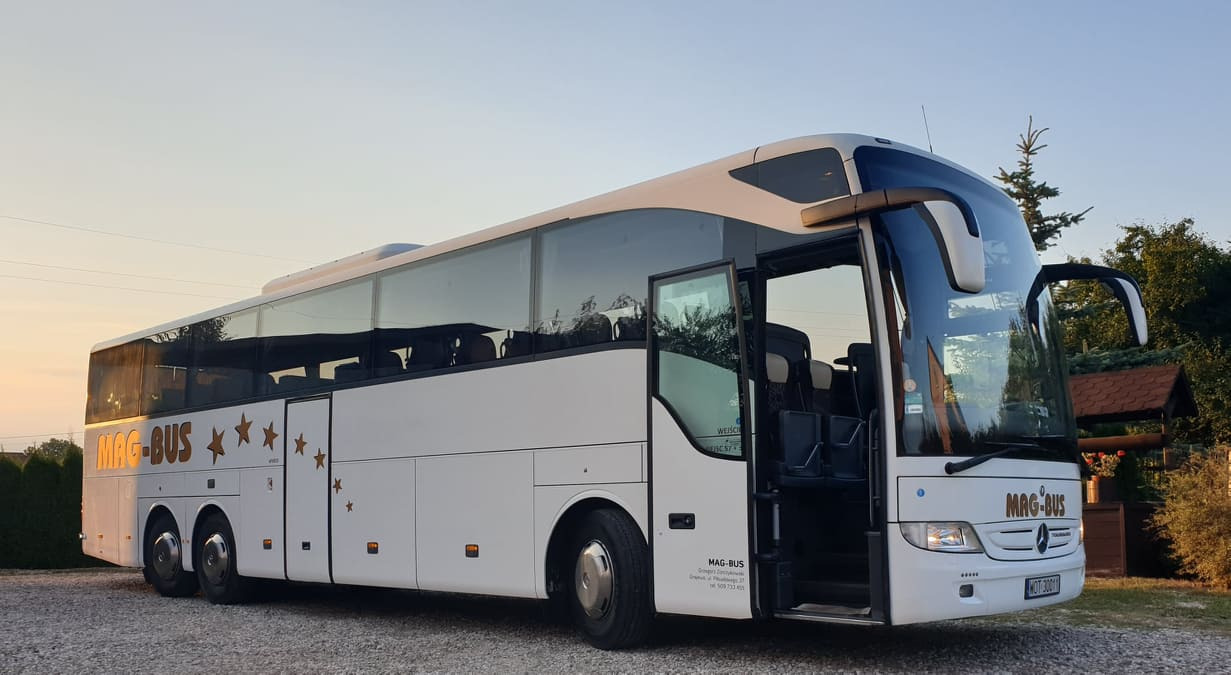 Mercedes Tourismo euro 5 pełna opcja turystyczna miejsc 57+3