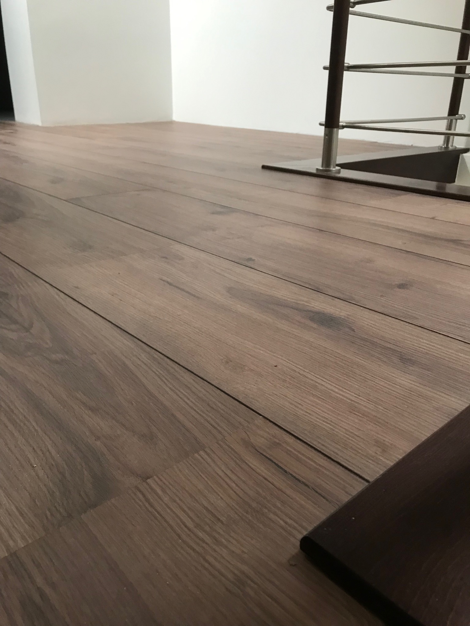 Montaż paneli podłogowych TerHurne, Katowice.