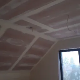 Zabudowa skosów na poddaszu