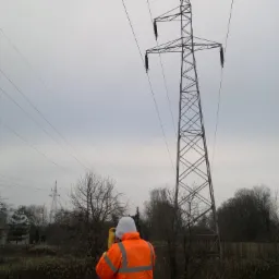 pomiar linii wysokiego napięcia