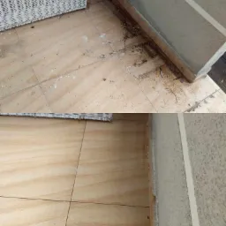 Widok na brudny, wykafelkowany balkon przed i po czyszczeniu. Górna część zdjęcia prezentuje zabrudzenia przy ścianie i koszu z wikliny, dolna część pokazuje czystą powierzchnię po usunięciu brudu.